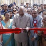 पूर्व राष्ट्रपति रामनाथ कोविंद,राज्यपाल बंडारू दत्तात्रेय व साथ में मौजूद अन्य।