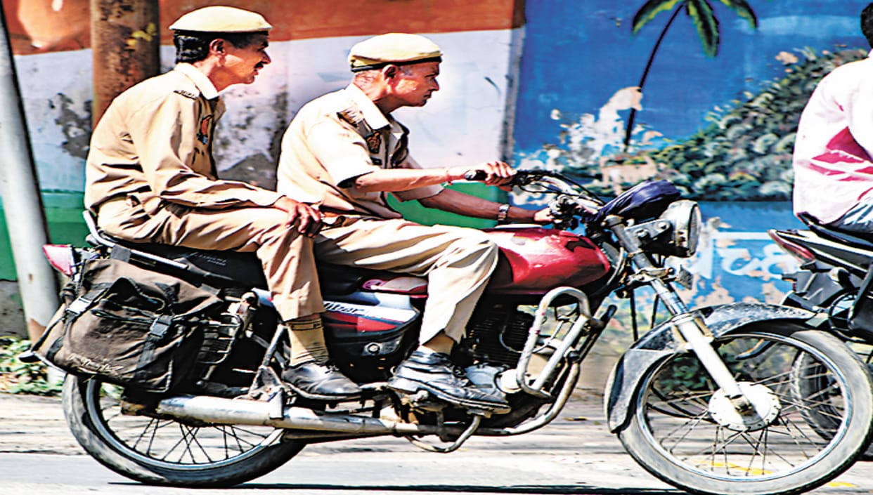 Take action against those driving without helmet