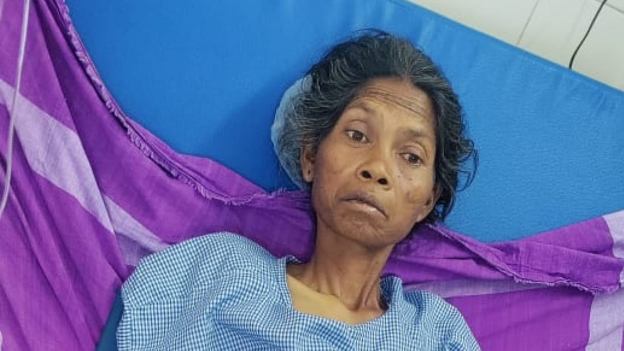 doctors removed 10 kg meat ball from stomach of tribal woman In Kabirdham