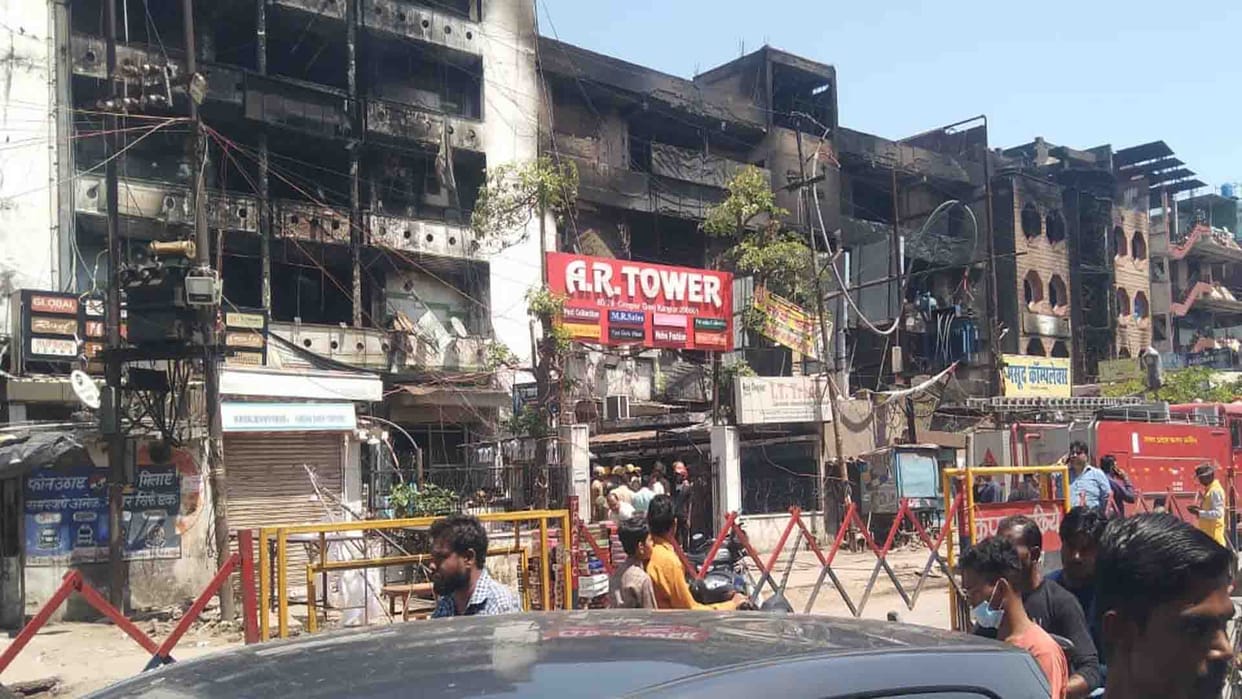 Complex fire: Traders will decide when the complex will be demolished