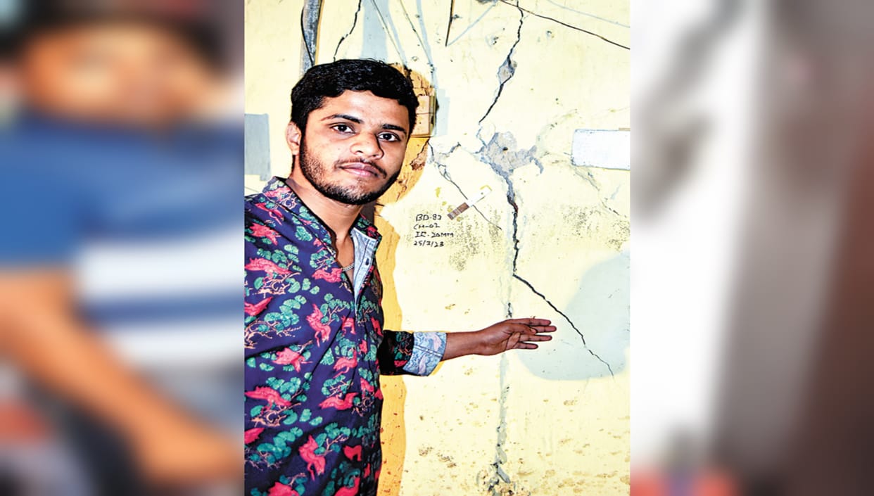Rapid construction: Cracks in forty shops, houses due to rapid construction in Meerut