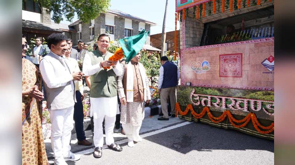 Uttarakhand Manaskhand tableau which comes first in Republic Day parade will show in all over state