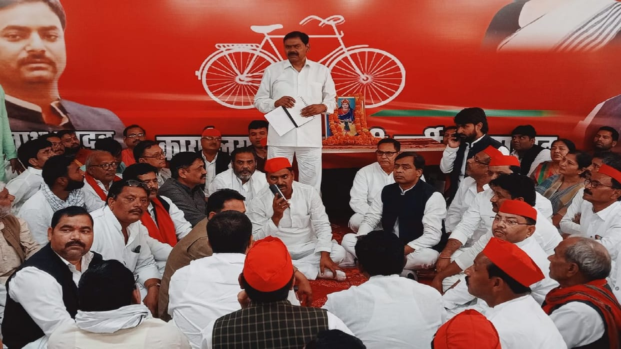 Indrajit Saroj said: Om Prakash Rajbhar mental balance is bad, he abuses anyone