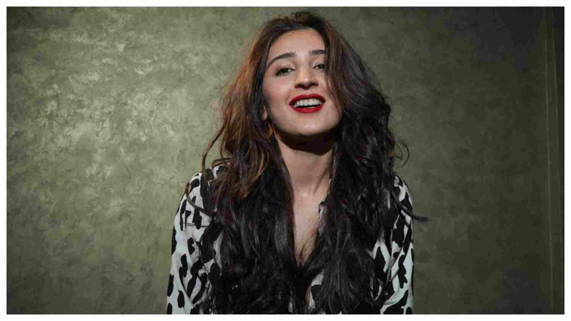 Dhvani Bhanushali makes a big record her song Vaaste Garners 1.5 Billion YouTube Views