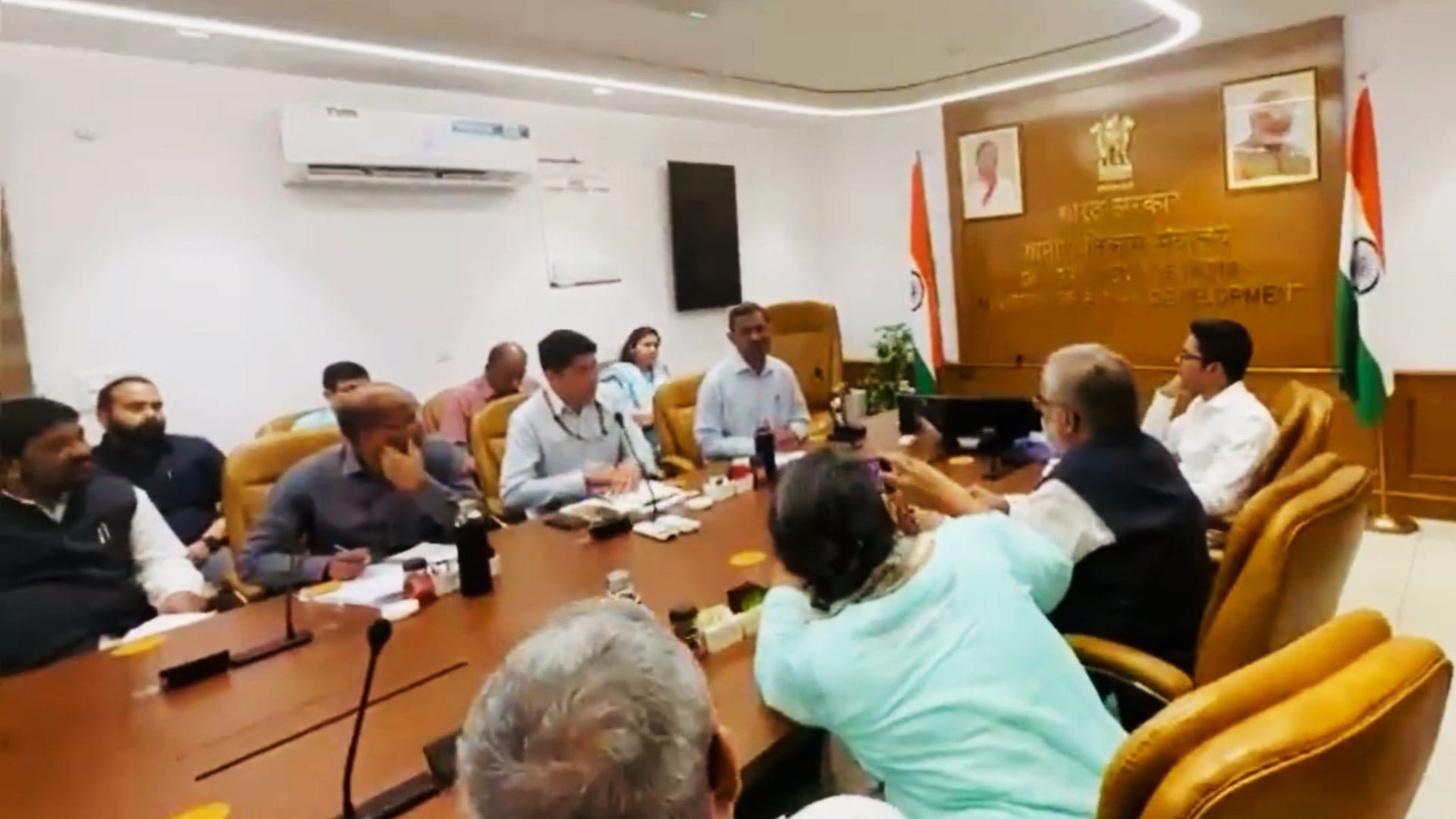 Unable To Meet Giriraj Singh, Tmc Delegation Holds Talks With Officials ...