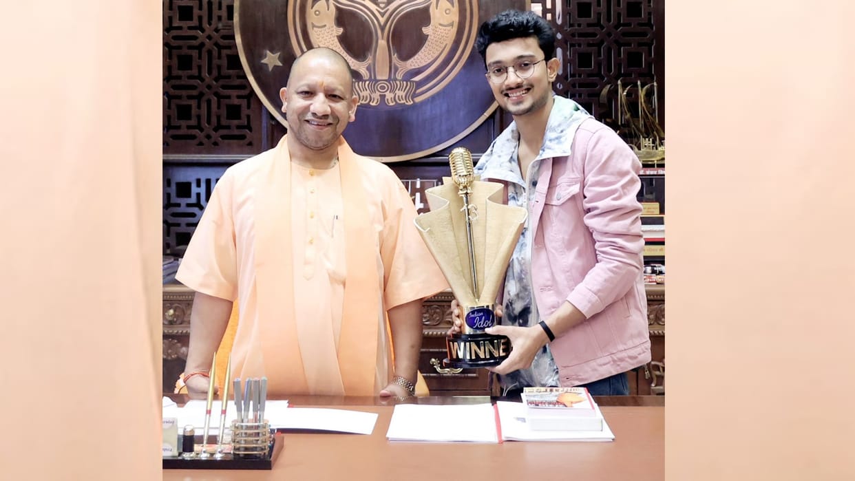 Indian Idol 13 winner Rishi Singh meets to CM Yogi Adityanath.