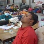 रेलवे स्टेशन पर कोरोना जांच