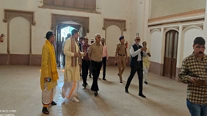 Sampurnanand Sanskrit University will made like international level Chief Secretary visited campus