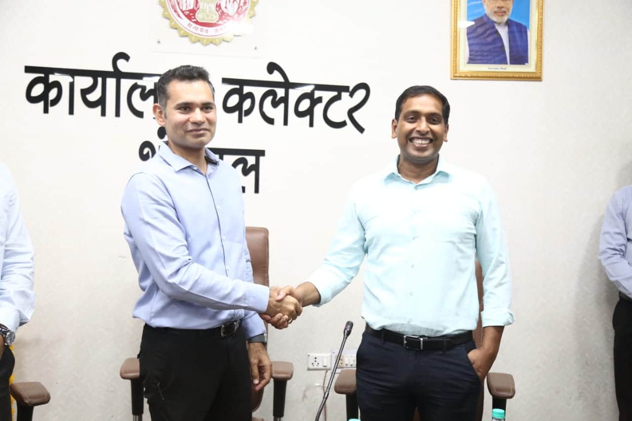 MP News: CM changed the order of CS for the first time, Collector Ashish Singh arrived to inspect as soon as h