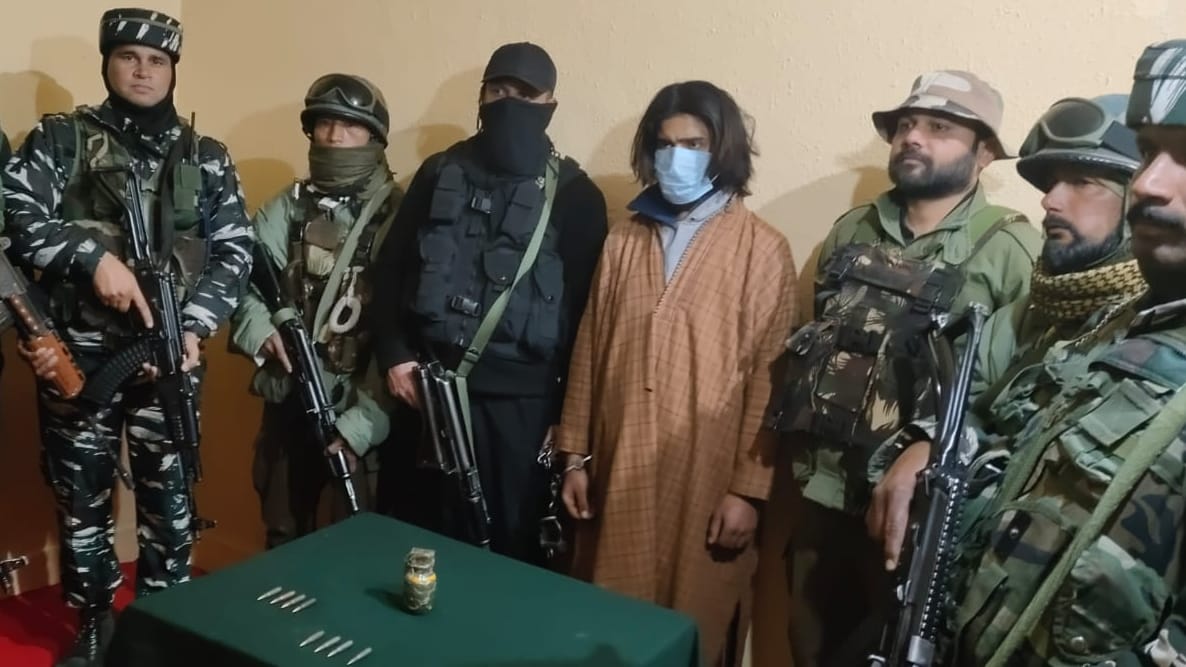 jammu kashmir Terrorist associate arrested in Bandipora China made grenade and AK-47 bullets recovered