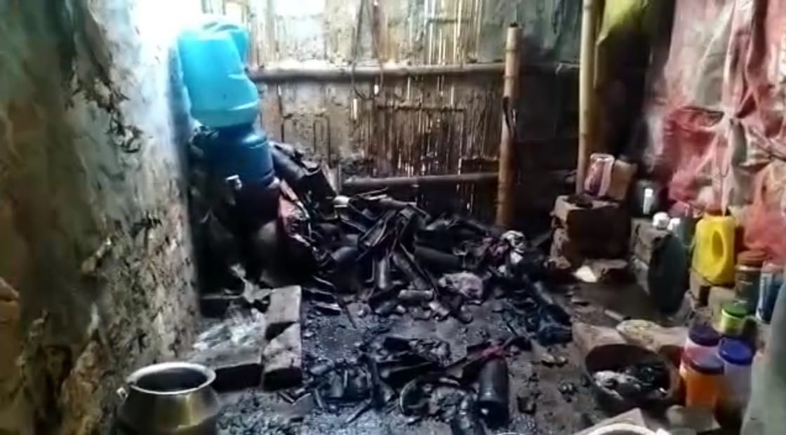 Bihar: Gas cylinder fire in Begusarai, two houses burnt to ashes