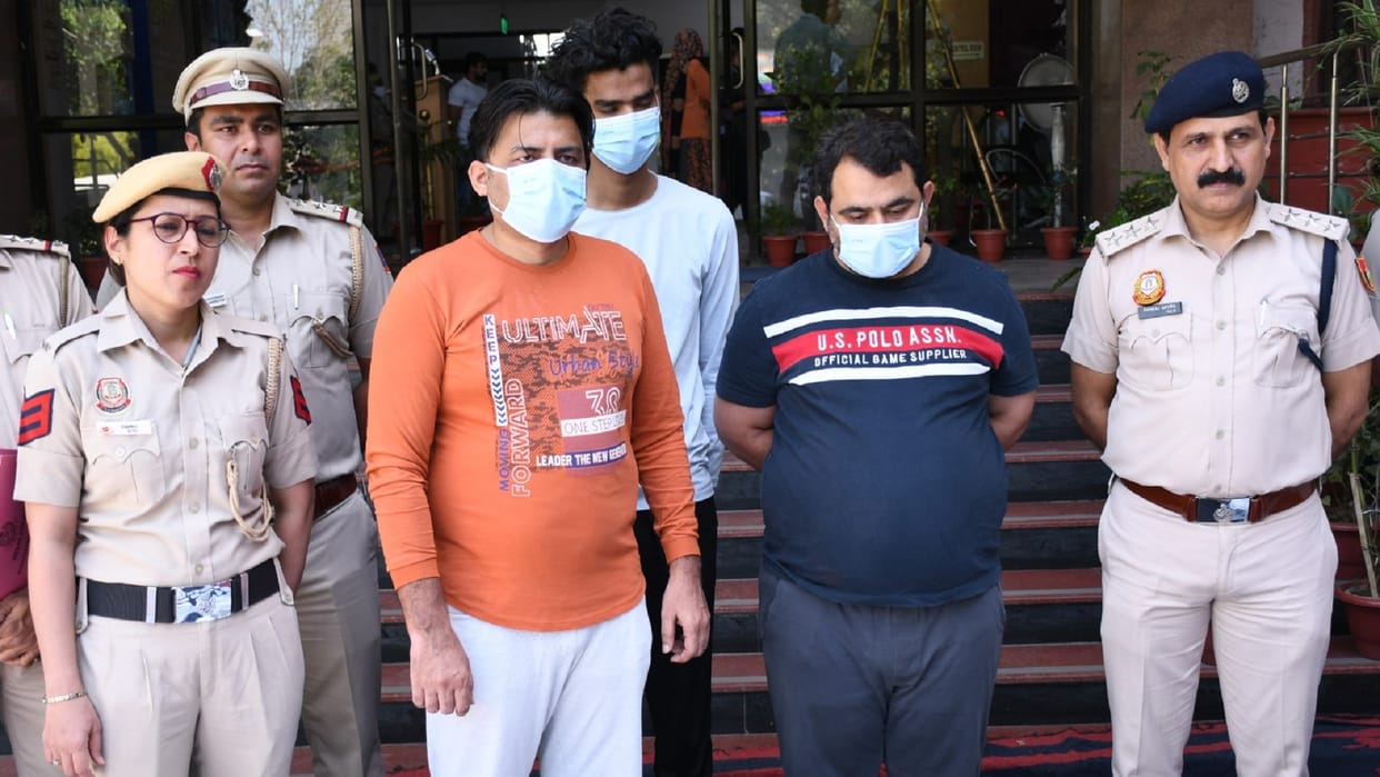 Fraud across country through Chinese loan app, police arrested three including the owner