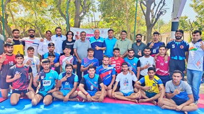 कबड्डी महाखेल के खिलाड़ी