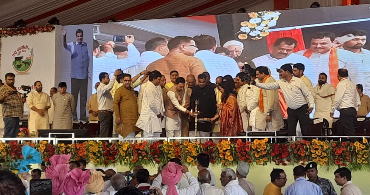 UP: Union Minister Nitin Gadkari inaugurats Animal Festival in Muzaffarnagar