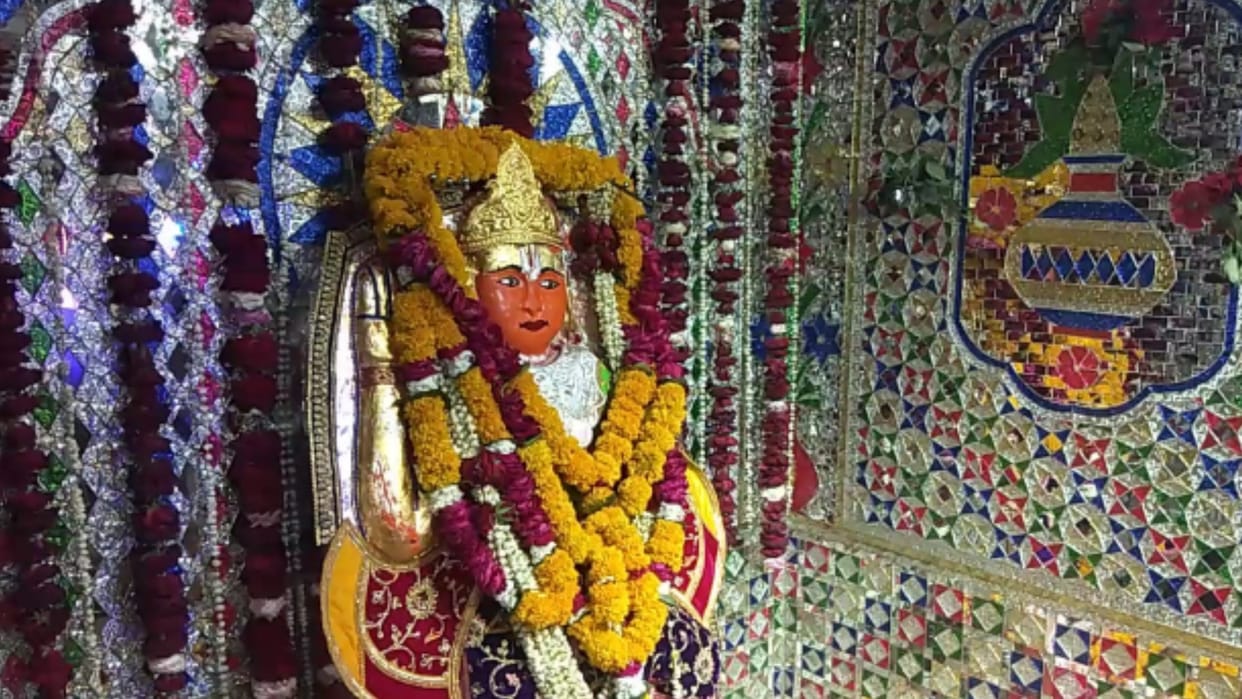 200 years old divine statue of Bajrangbali, Hanuman gives darshan to devotees in child form