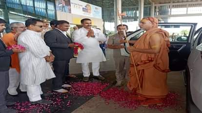 Prayagraj News :  शंकराचार्य स्वामी अविमुक्तेश्वरानंद सरस्वती।