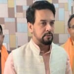 केंद्रीय सूचना प्रसारण एवं खेल मंत्री अनुराग ठाकुर