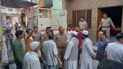 Meerut News Live: अवैध कटान से मचा हड़कंप, टैंकर ने मासूम को कुचला, मौत, परिजनों ने लगाया जाम Meerut News Live: All updates of West UP
