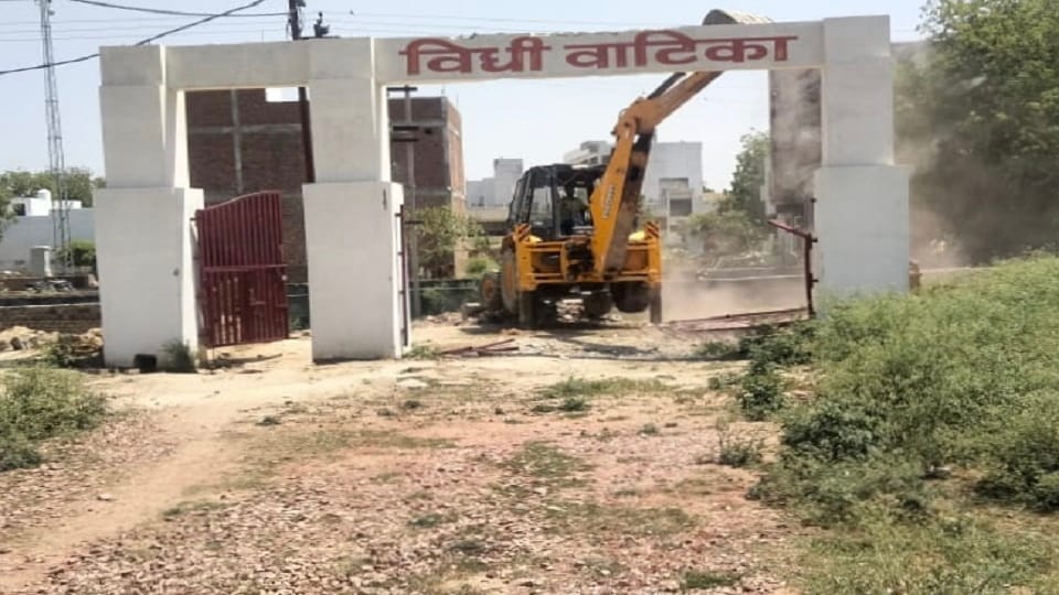 Authority's bulldozers run on two colonies were being developed without getting maps approved