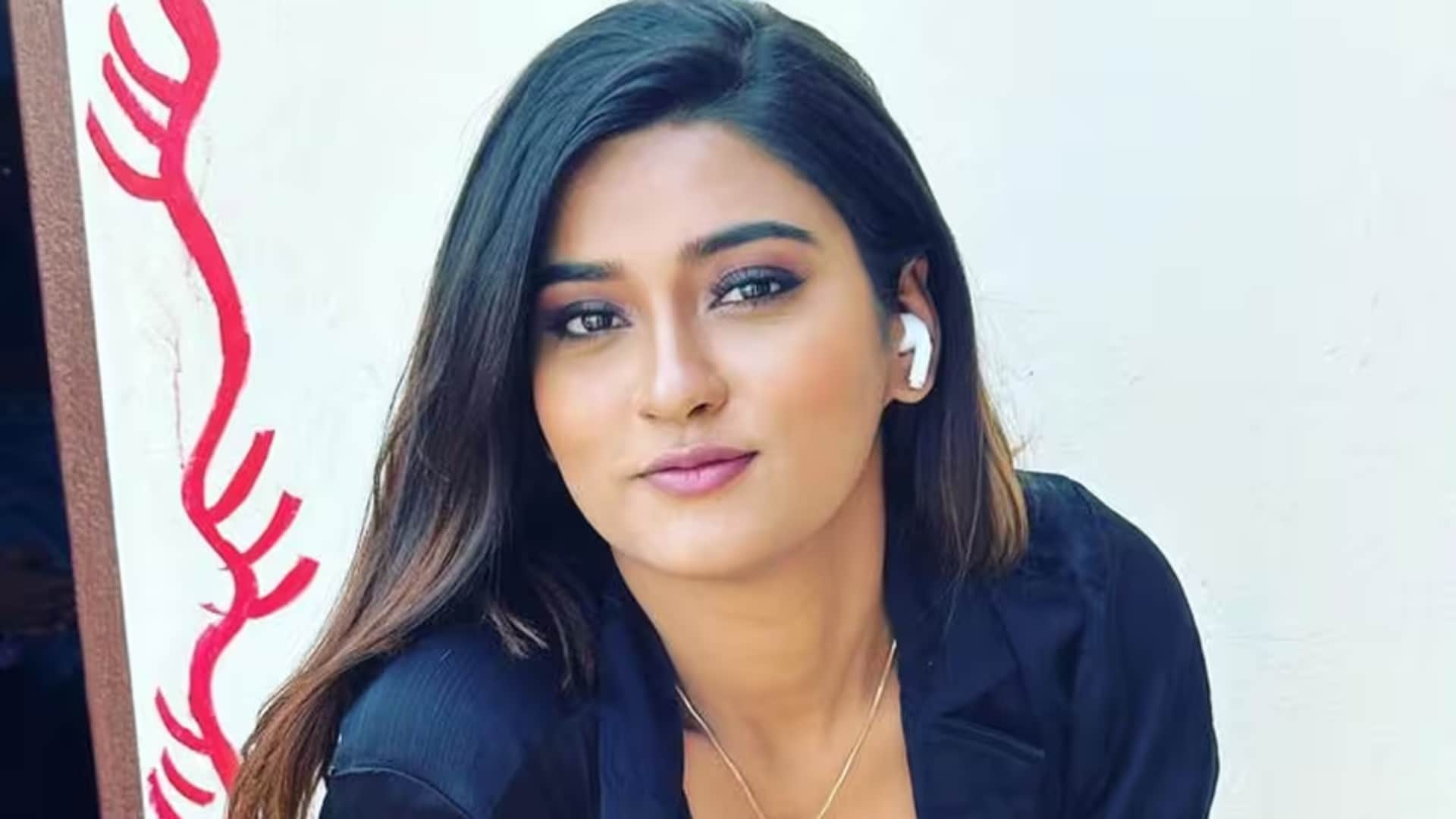 Akanksha Dubey Suicide Case Bhojpuri Actress Lawyer Raised Question About Her Postmortem report