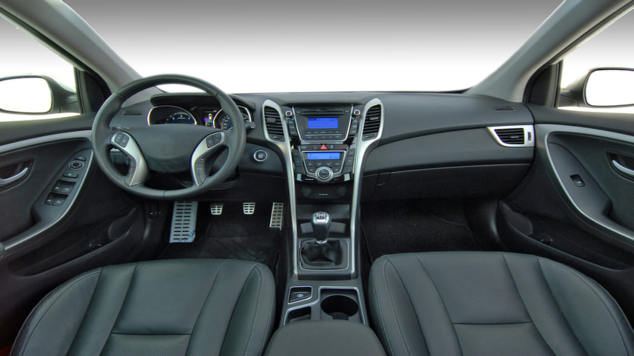 Car tips and tricks: Does AC affects car mileage, kya ac on karne se car mileage kam hota hai
