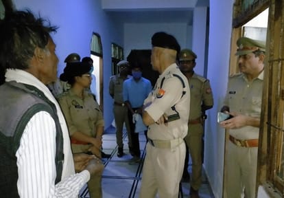 Banda Live Suicide, Efforts of friends failed, family expressed apprehension of love affair with the girl