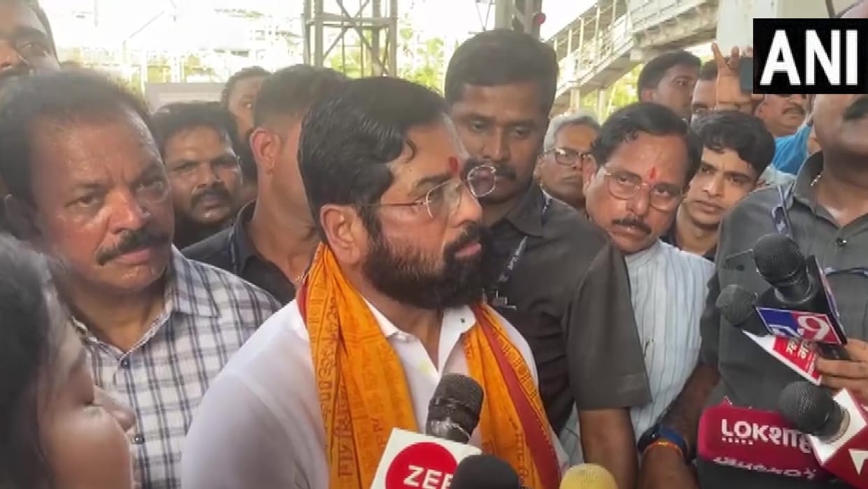 Maharashtra CM fires veiled barb at Uddhav over his whereabouts when Babri masjid was demolished