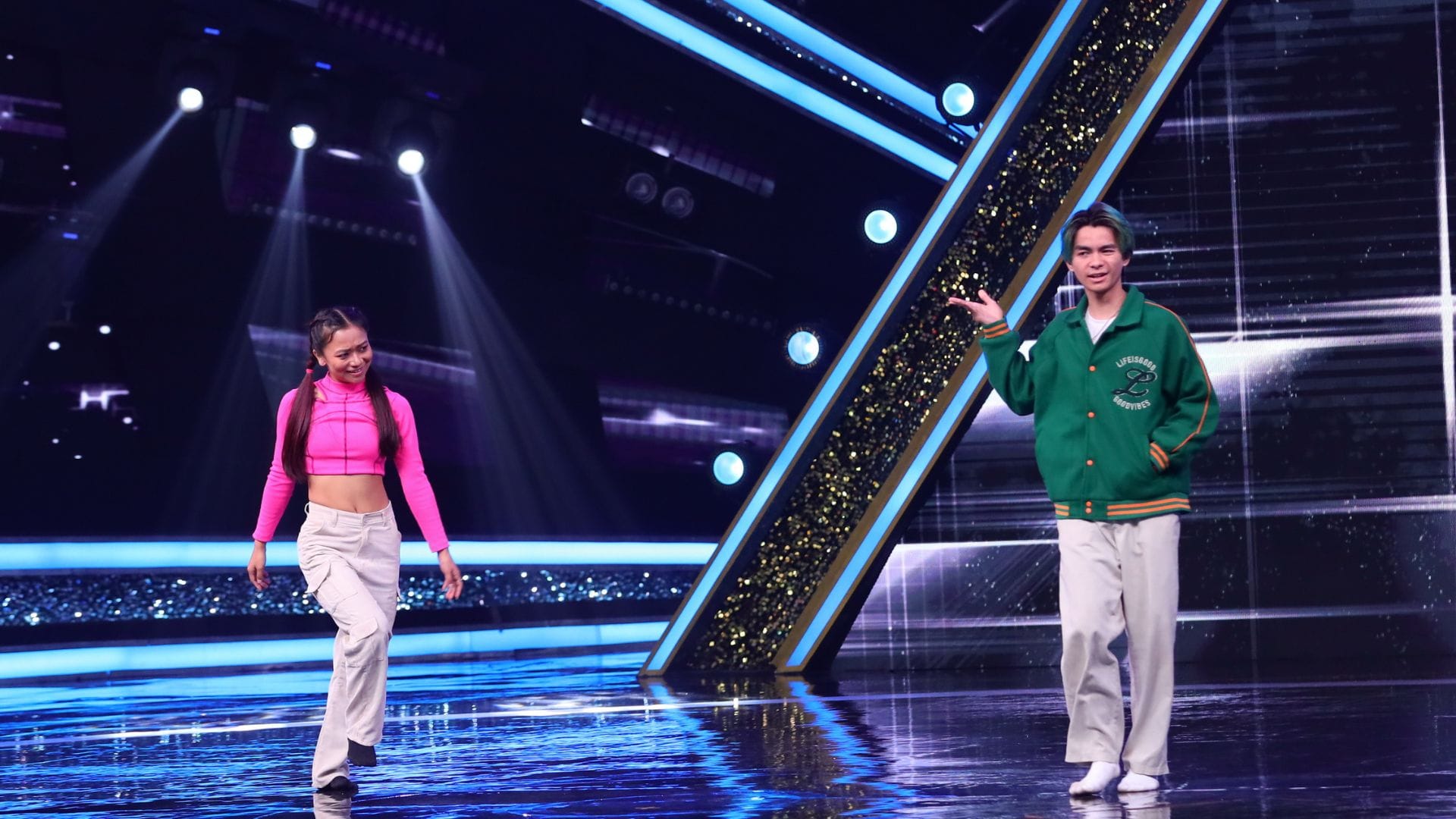 sonali bendre tells interesting fact about marriage and husband goldie behl at indias best dancer season 3