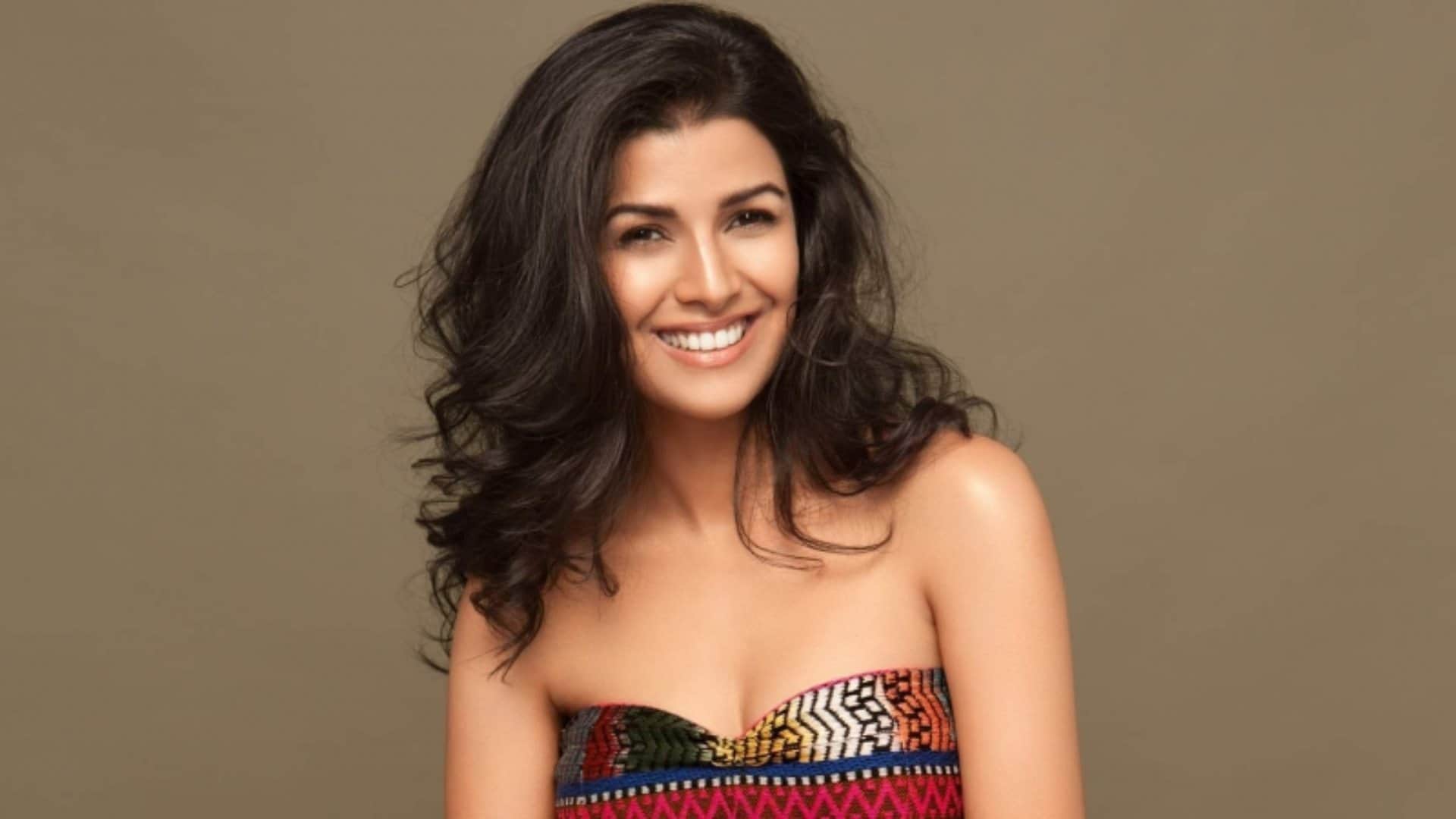 Sara Ali Khan and Nimrat Kaur to join Akshay Kumar next film shooting will start in June know details in hindi