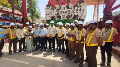 Patna Metro : PMCH के पास भूमिगत मेट्रो स्टेशन कैसा बनेगा; कैसे जायेंगे, जानिये सबकुछ Patna Metro : PMCH underground metro station will become a lifeline for treatment