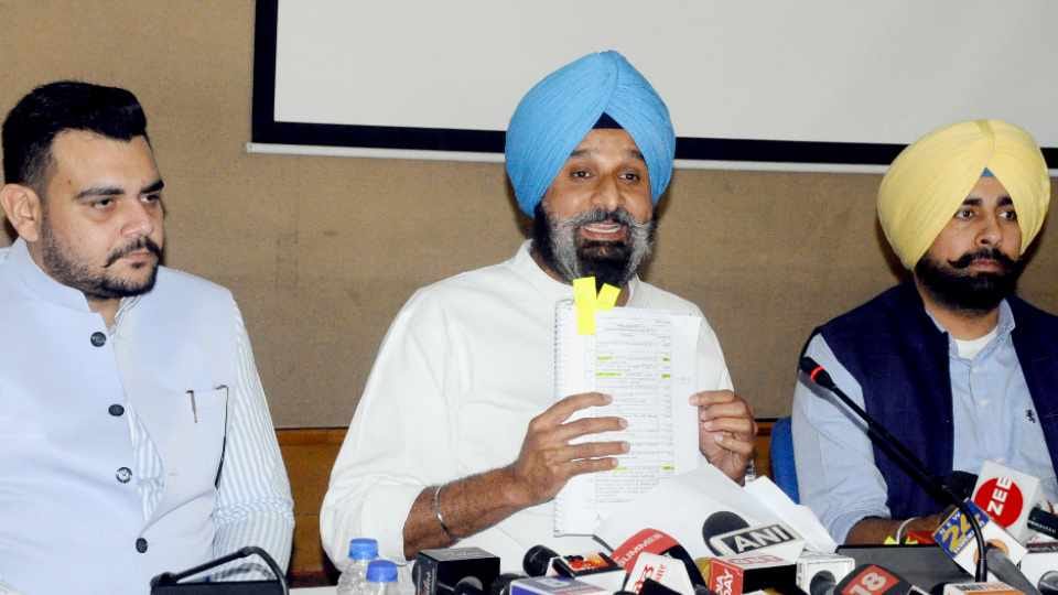 Shiromani Akali Dal alleges Rs 200 crore liquor scam in Punjab