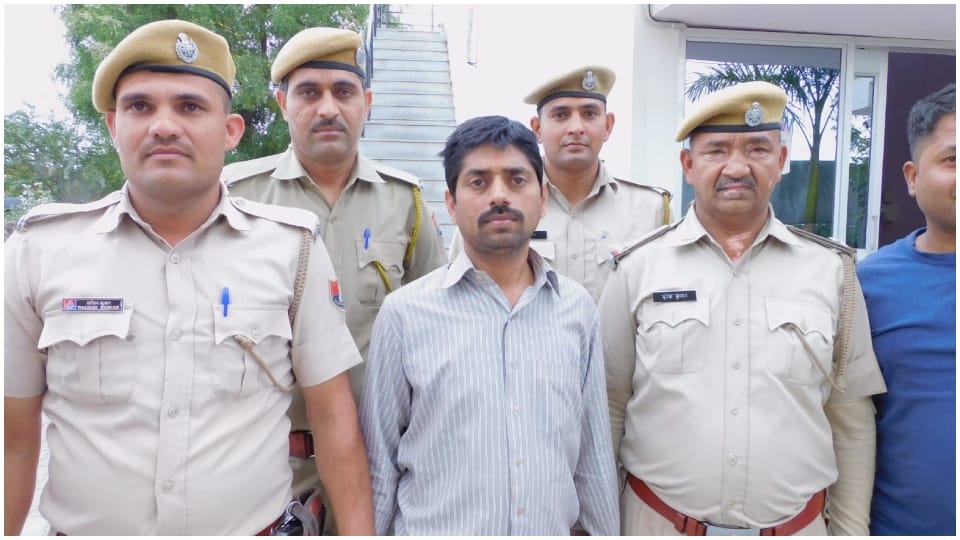 Manish Paliwal accused absconding for 4 years in gangster Ranveer Chaudhary murder case arrested in Kota