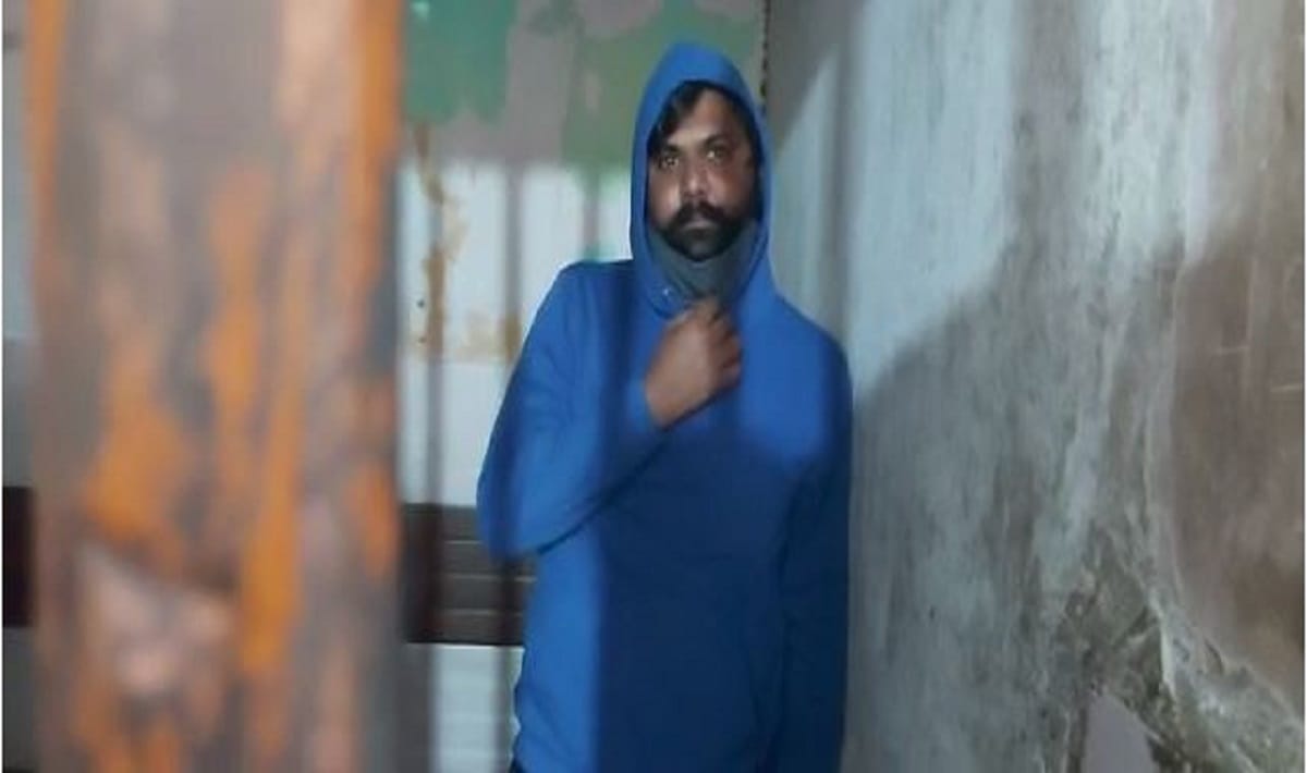 Bhojpuri Singer Samar Singh Arrested in Akanksha Dubey Suicide Case Varanasi Police News in Hindi