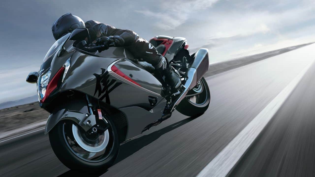 suzuki motorcycle india launch updated hayabusa, know engine specification features and price