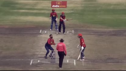 मैच यूएई और जर्सी के बीच खेला गया