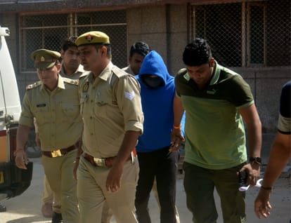 Akanksha Dubey Samar Singh should be hanged madhu dubey pleads with CM Yogi