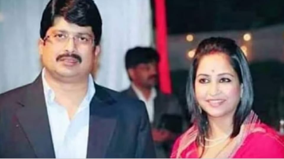 Lucknow : Raja Bhaiya may can divorce his wife Bhanvi