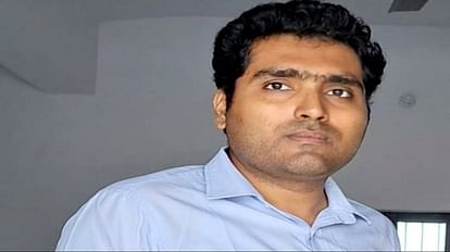 UPPSC PCS Exam Result 2022 Shahjahanpur BSA Kumar Gaurav Got 5th Rank News In Hindi