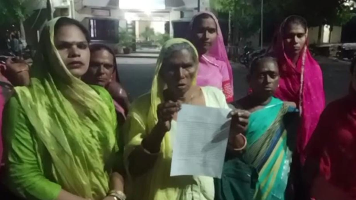 Controversy among eunuchs: Rekha Bai accused Kumkum, said- took the jewelry of the ancestors