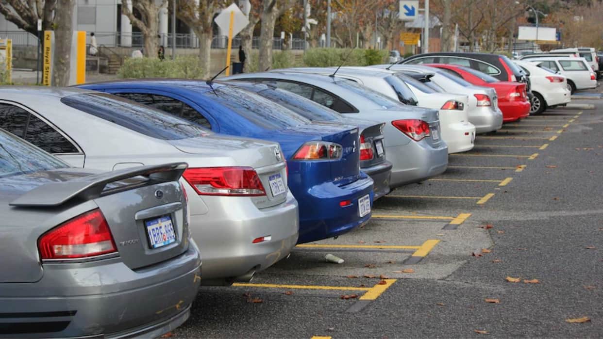 there is a problem in parking the car, install parking sensor rear parking camera and 360 degree camera