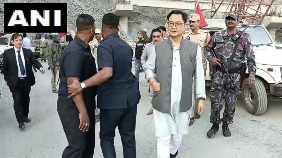 kiren rijiju car hits by truck in ramvan jammu kashmir