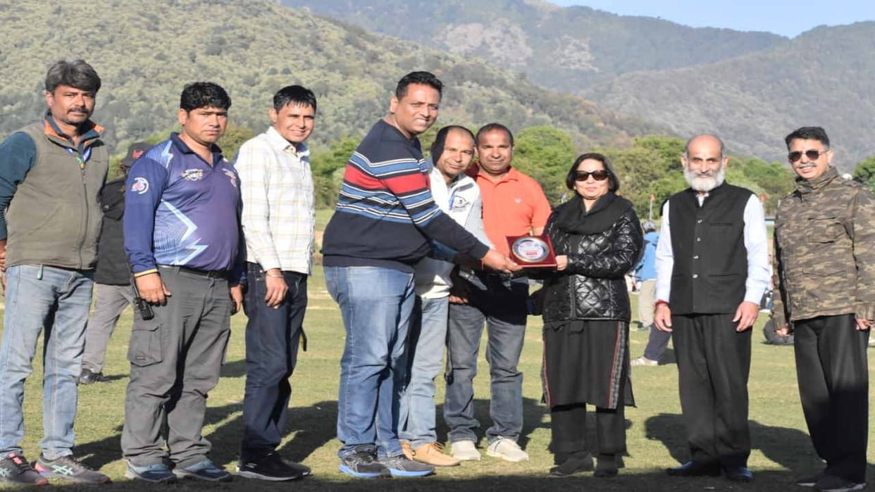 Acting Chief Justice of High Court also did paragliding in bir billing