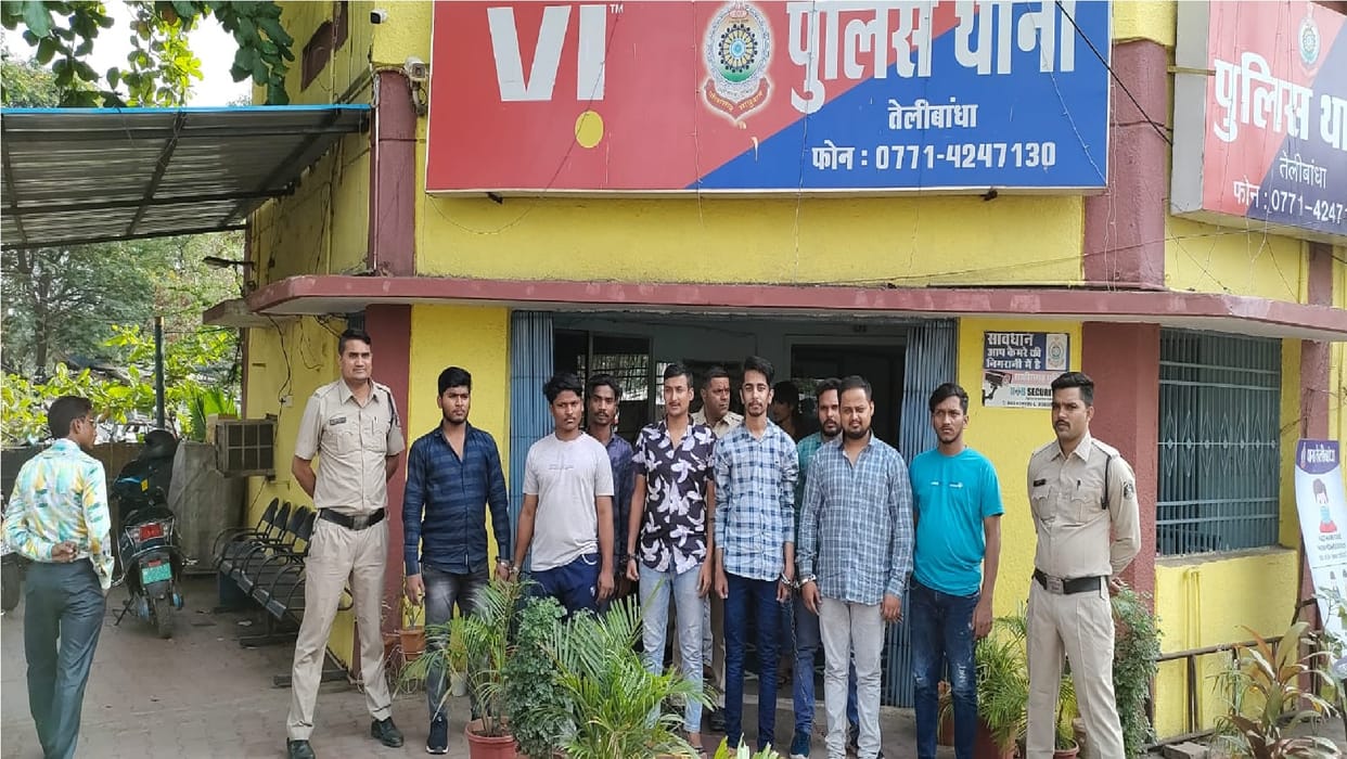 11 online bookies arrested in raipur police