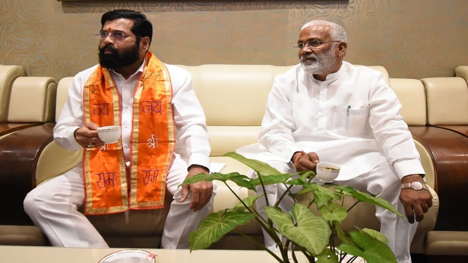 CM eknath Shinde became guest of Swatantra Dev Singh Tomorrow he will go to Ayodhya to visit Ramlala