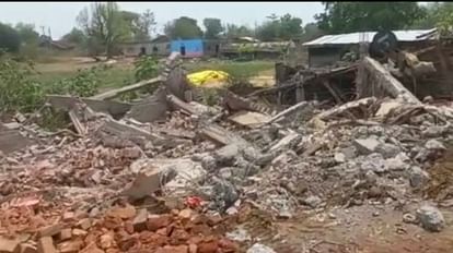 MP News: Jungle Raj will not work, bulldozers run on 18 houses of encroachers, 13 women in custody