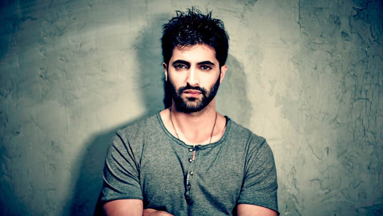 gaslight film star akshay oberoi upcoming film fighter with deepika padukone special interview with amar ujala