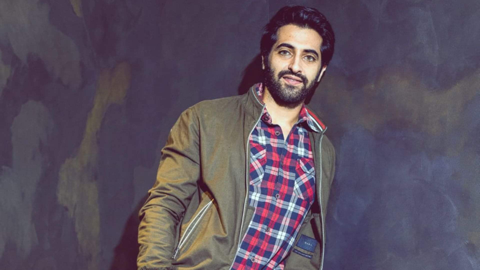 gaslight film star akshay oberoi upcoming film fighter with deepika padukone special interview with amar ujala