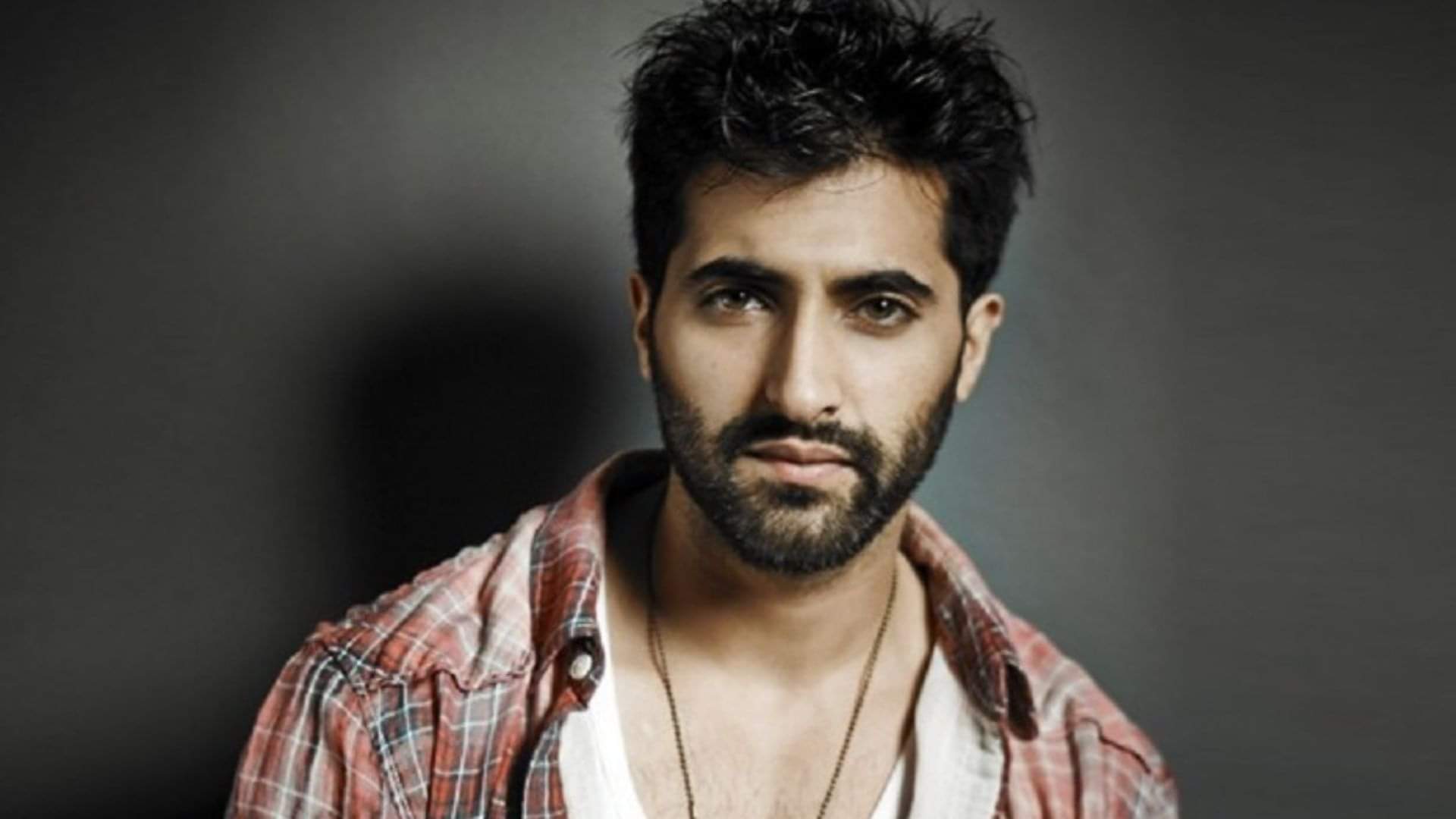 Akshay Oberoi reveals that Siddharth Anand Fighter will have more action Sequence than Shah rukh Khan Pathaan
