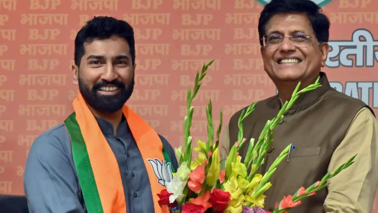dynasty politics ambition caused rebellion example in india anil antony menka gandhi aparna yadav