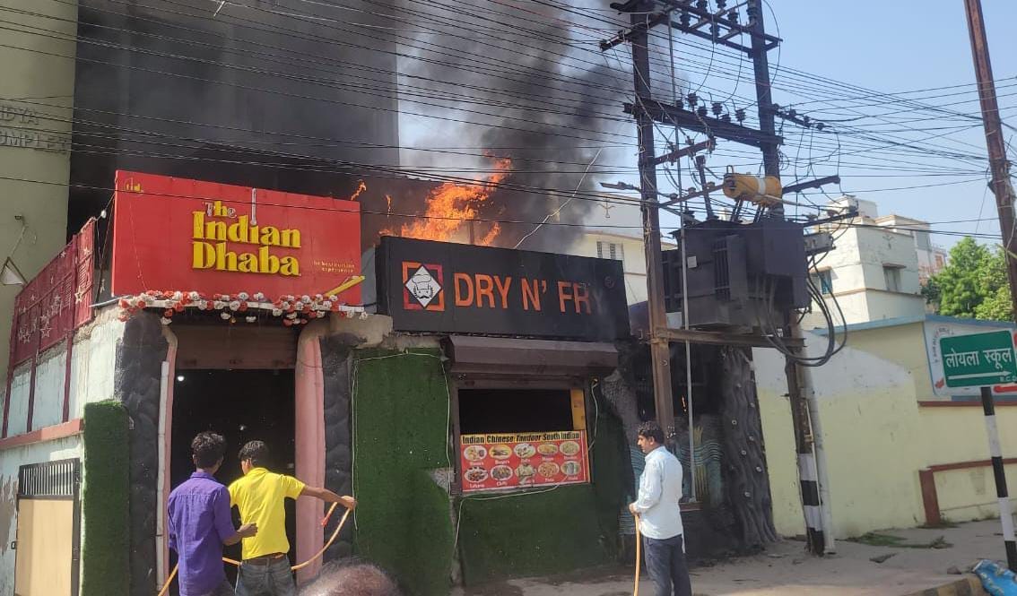 Bihar: Fire broke out in Patna's restaurant, goods worth lakhs burnt to ashes